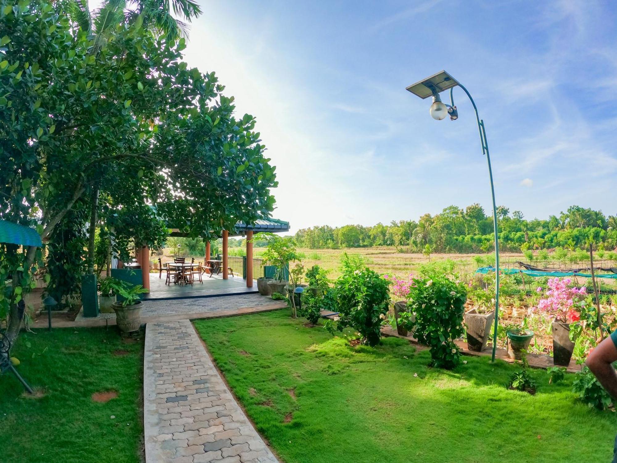 Mailagama Cinnamon Residence Kataragama Kültér fotó
