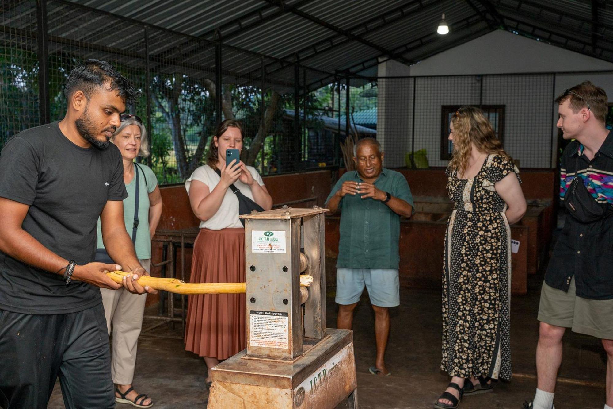 Mailagama Cinnamon Residence Kataragama Kültér fotó